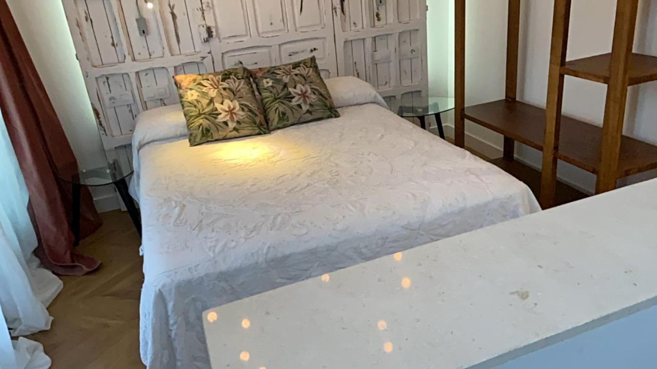 Апартаменты Casa Naia Santa Rufina 7 Севилья Экстерьер фото